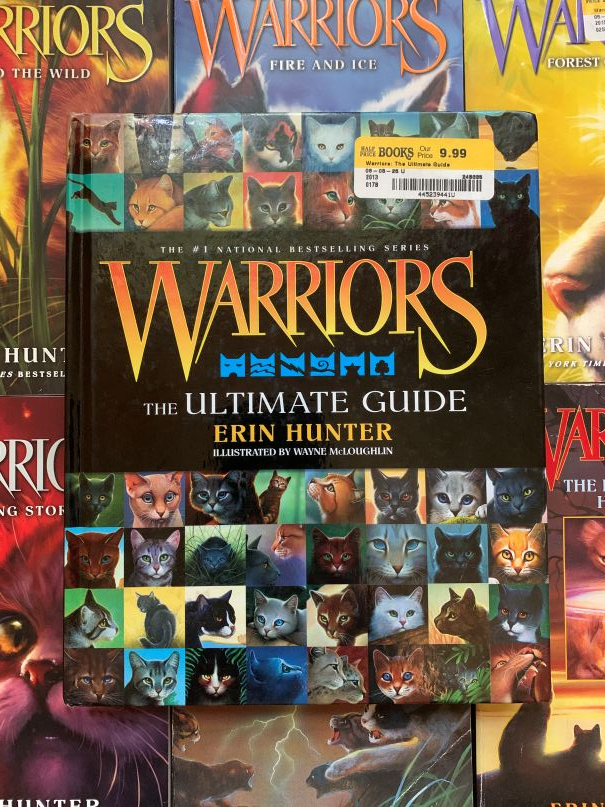 Warriors The Ultimate Guide Book by Erin Hunter